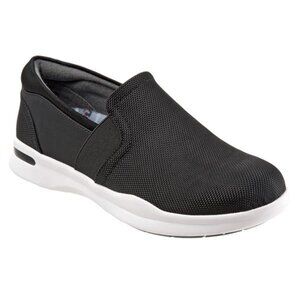 SOFTWALK Vantage Slip On Sneakers, Grey's Anatomy, Black, Women Size 11 NIB